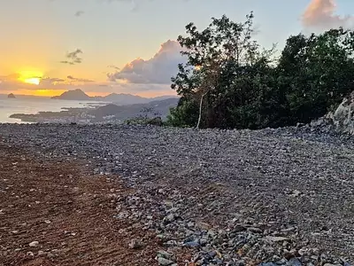 Terrain, 1 300 m²