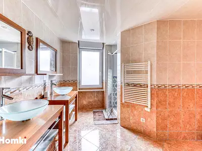 Maison, 165 m²