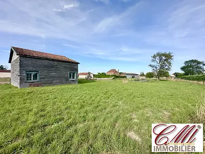Terrain, 2 215 m²