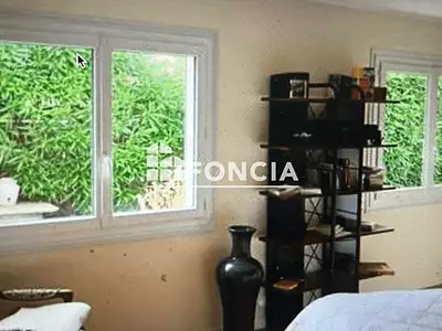 Immeuble, 368 m²