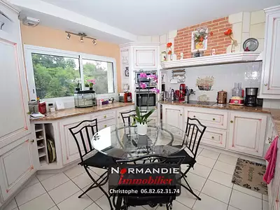 Maison, 178 m²