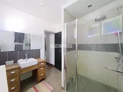 Maison, 121 m²