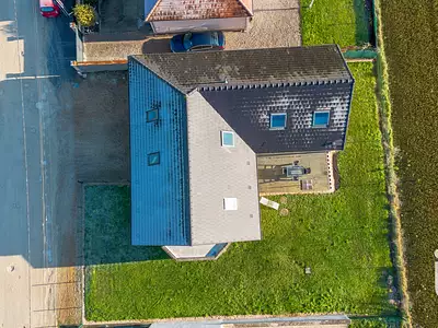 Maison, 225 m²