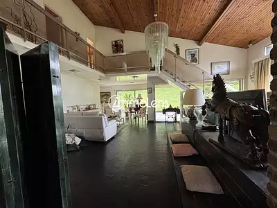Maison, 270 m²
