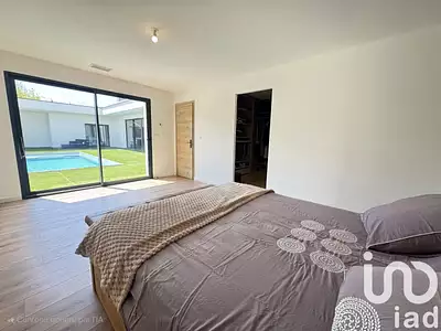 Maison, 232 m²
