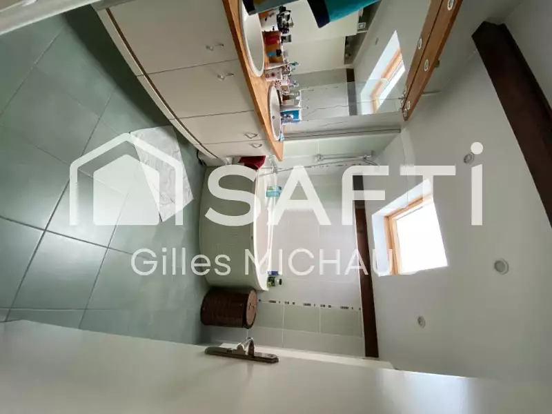 Maison, 170 m²