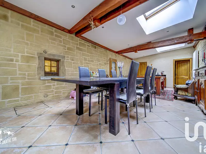 Maison, 251 m²
