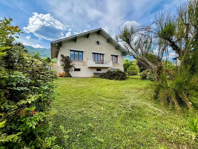 Maison, 180 m²