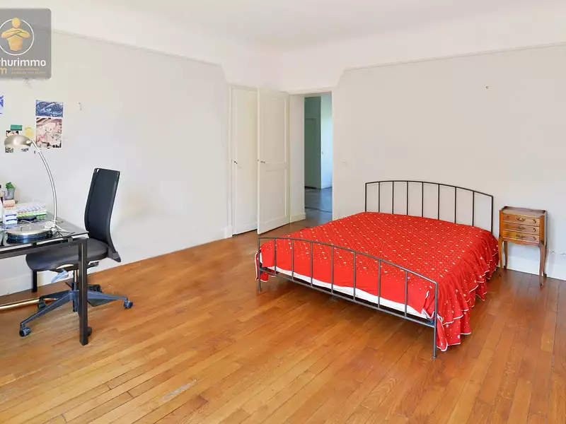 Maison, 333,1 m²