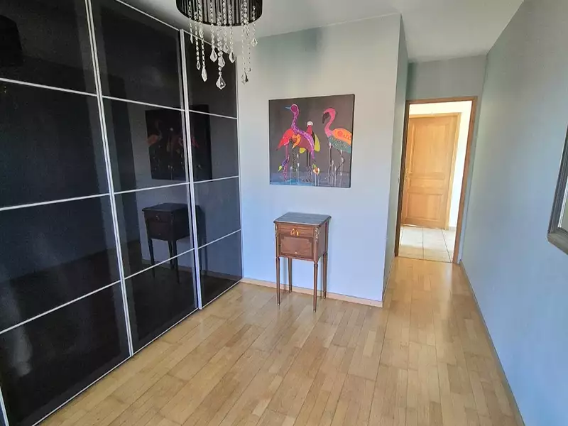 Maison, 250 m²