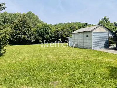 Terrain, 1 560 m²
