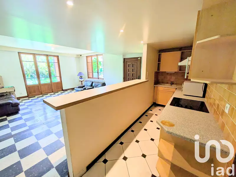 Maison, 203 m²