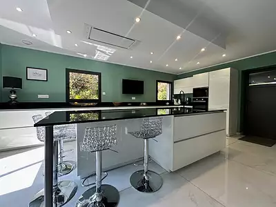 Maison, 217 m²