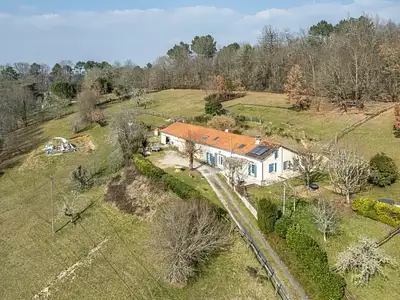 Maison, 216 m²