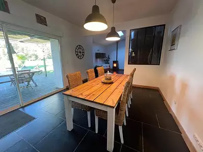 Maison, 281 m²