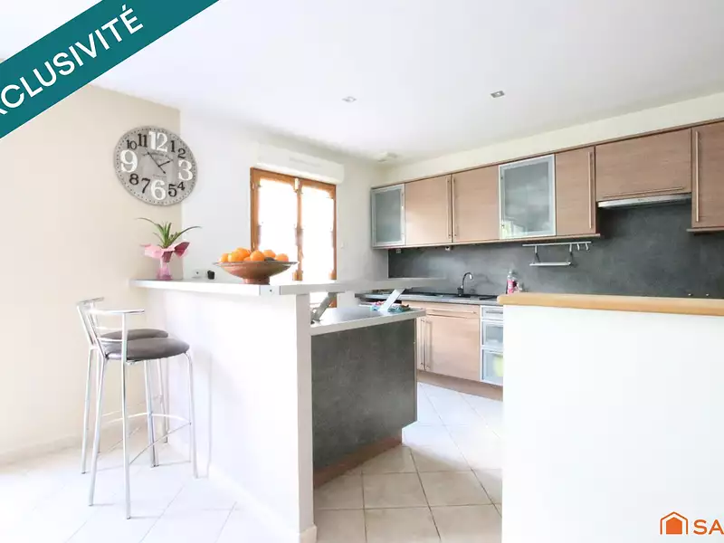 Maison, 180 m²