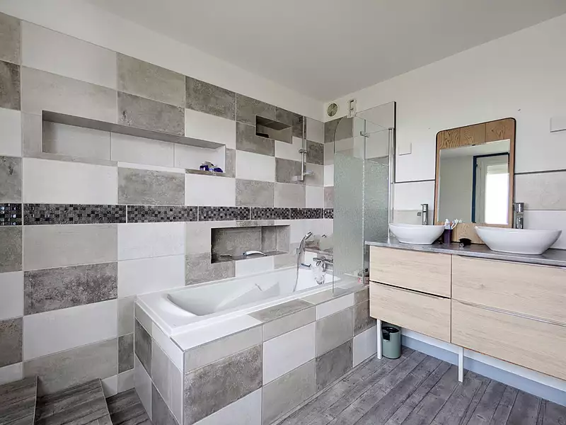 Maison, 145 m²