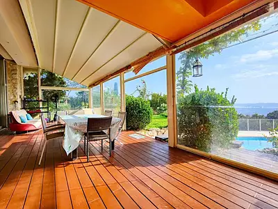 Maison, 248 m²