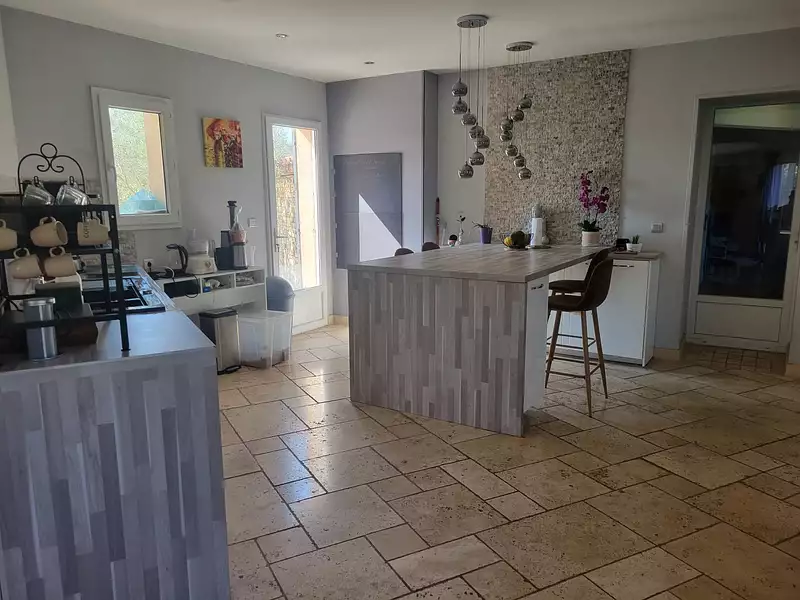 Maison, 174 m²