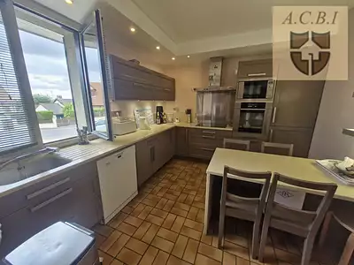 Maison, 180 m²