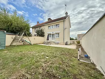 Maison, 90 m²