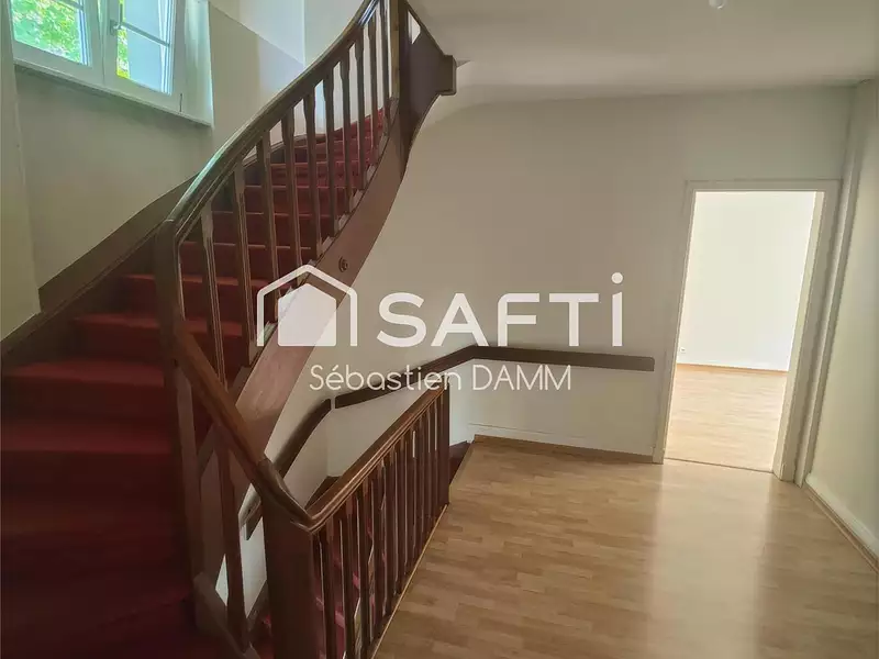 Maison, 192 m²