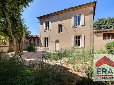 Maison, 180 m²