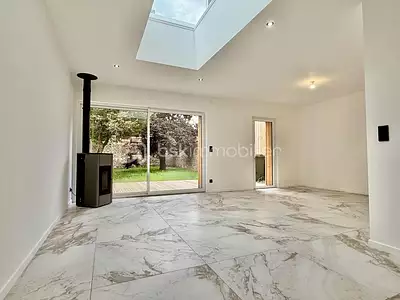 Maison, 235 m²