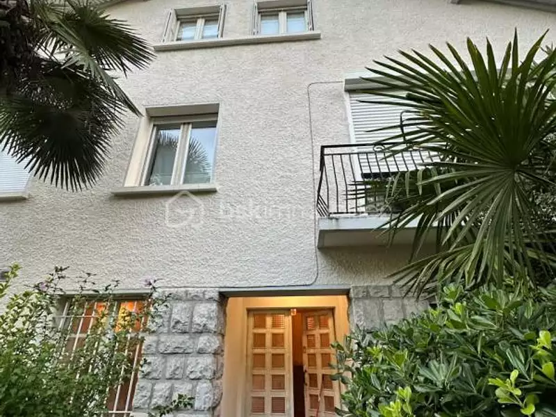 Maison, 270 m²