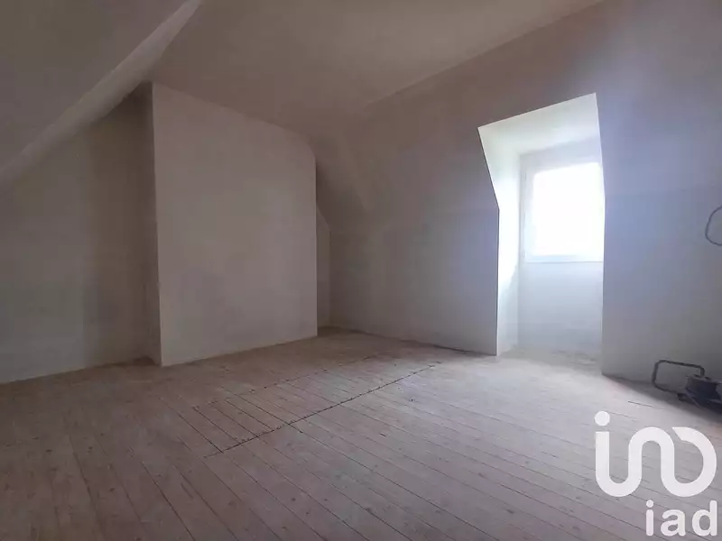 Maison, 196 m²