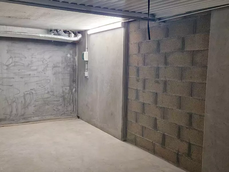 Parking, 13 m²