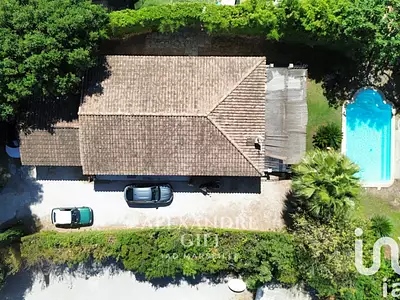 Maison, 121 m²