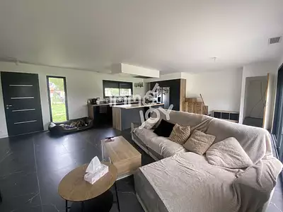 Maison, 106 m²