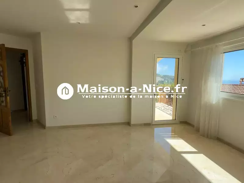 Maison, 333,07 m²