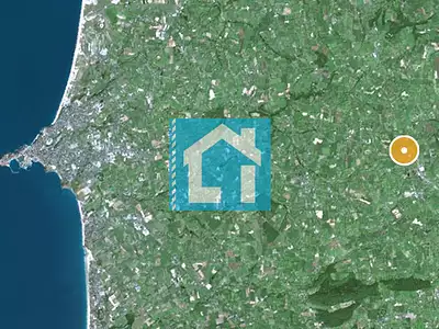 Terrain, 700 m²