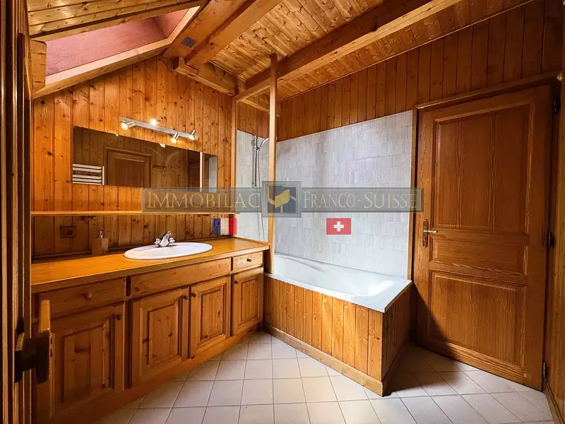 Appartement, 243 m²