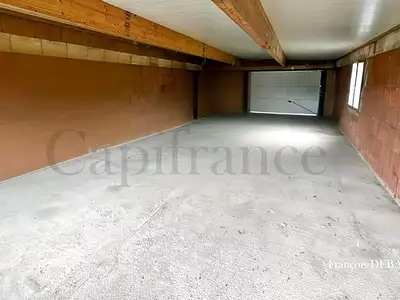 Maison, 252 m²