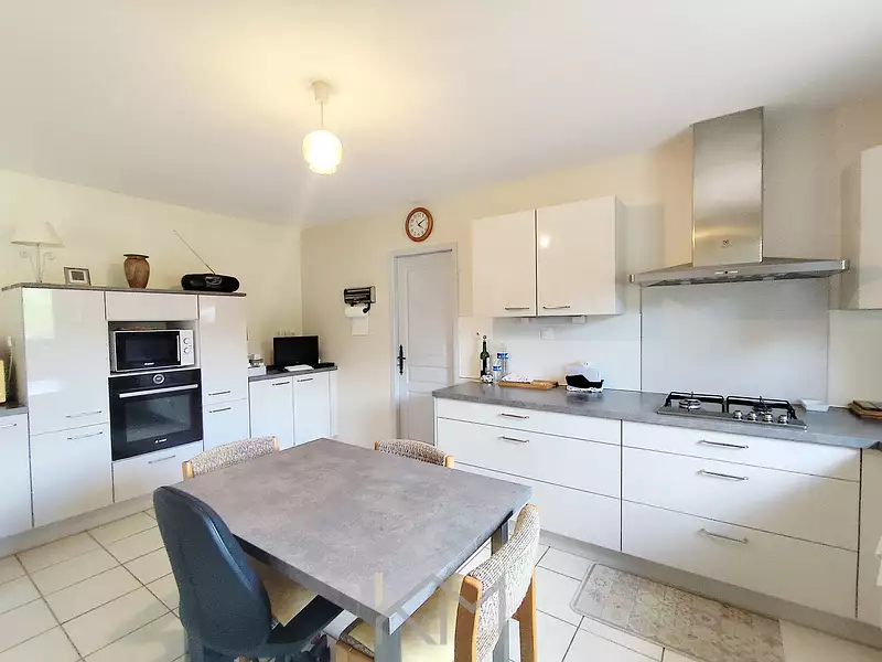 Maison, 140 m²