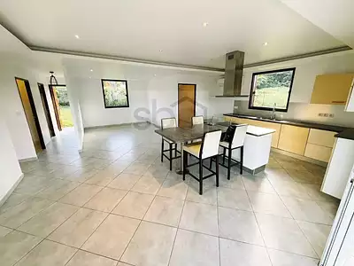 Maison, 131,26 m²
