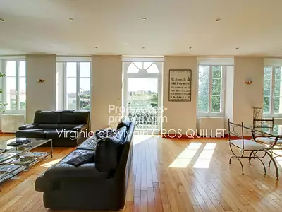 Maison, 284 m²