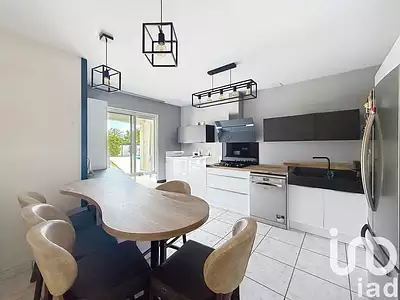 Maison, 151 m²