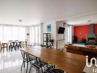 Maison, 282 m²