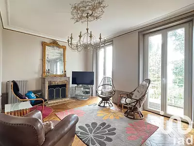 Maison, 216 m²