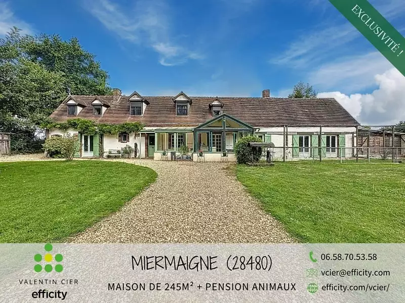 Maison, 245 m²