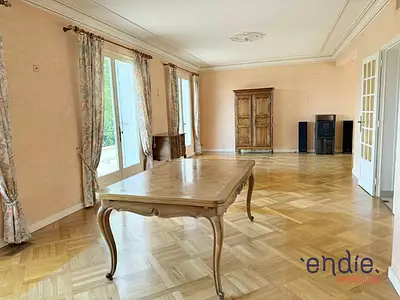 Maison, 273 m²