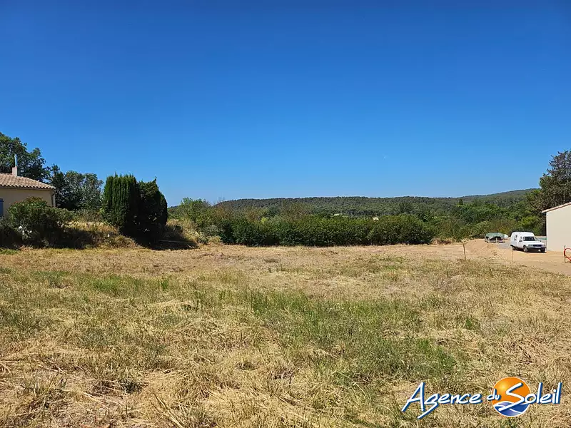 Terrain, 721 m²