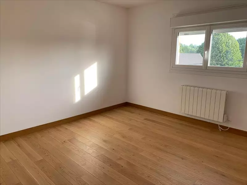 Immeuble, 654 m²
