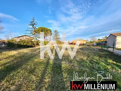Terrain, 750 m²