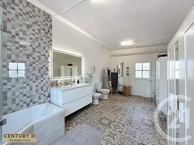 Maison, 424,6 m²