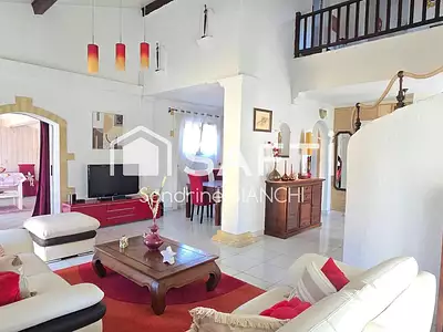 Maison, 150 m²